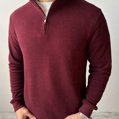 Burgunderroter Pullover mit Reißverschluss